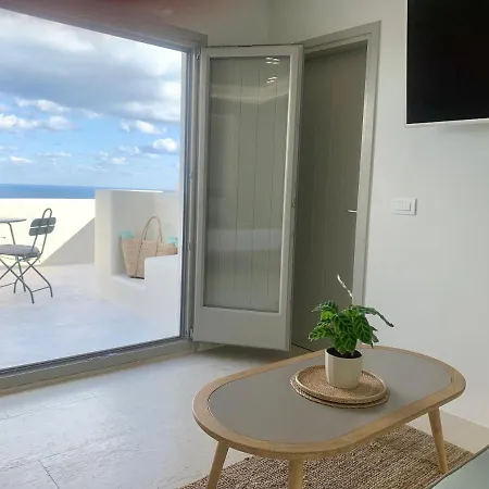 Mod Santorini Vegan Hotel Fira (Santorini)
