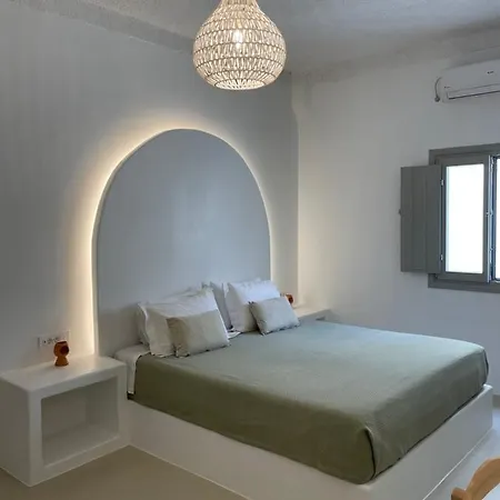 Mod Santorini Vegan Hotel Fira (Santorini)